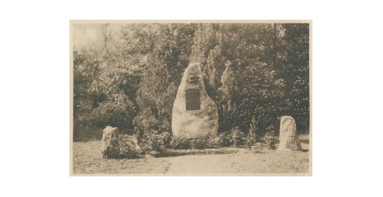  Kriegerdenkmal für das RIR 111 in Stockach 1927 (Quelle: Landesarchiv BW, GLAK F-S Postkarten 830)