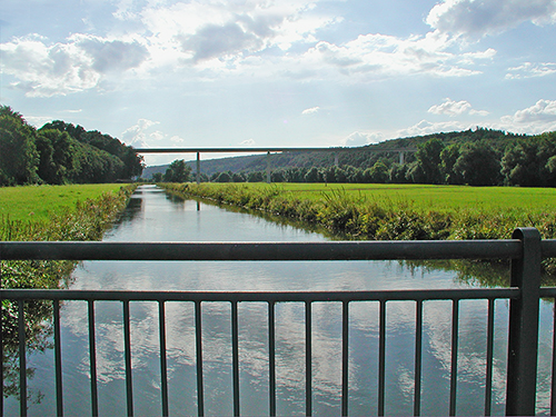Brücke der B464 bei Reutlingen-Altenburg - Bild LABW Beate Stegmann 