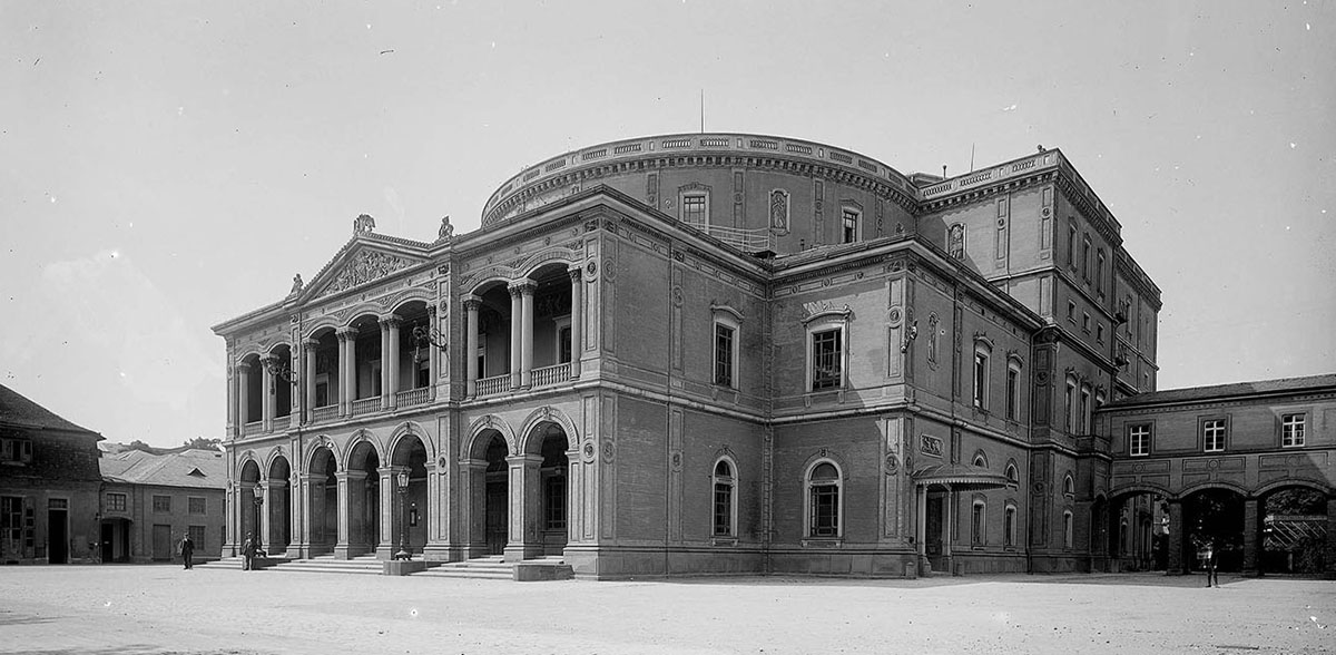 Das Hoftheater in Karlsruhe, 1910 (Quelle: Landesarchiv BW, GLAK 498-1 Nr. 549)