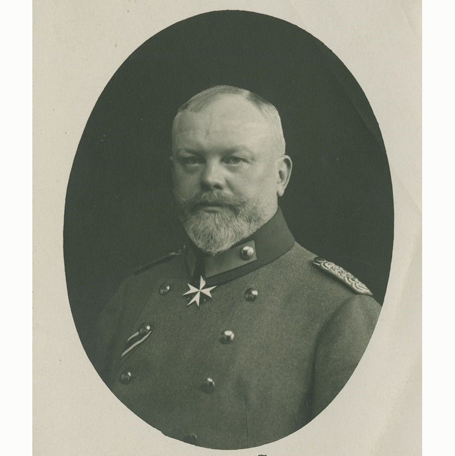 Porträt Hans von Pezolds, 1918. Quelle: Landesarchiv BW, HStAS M 707 Nr. 1145-9