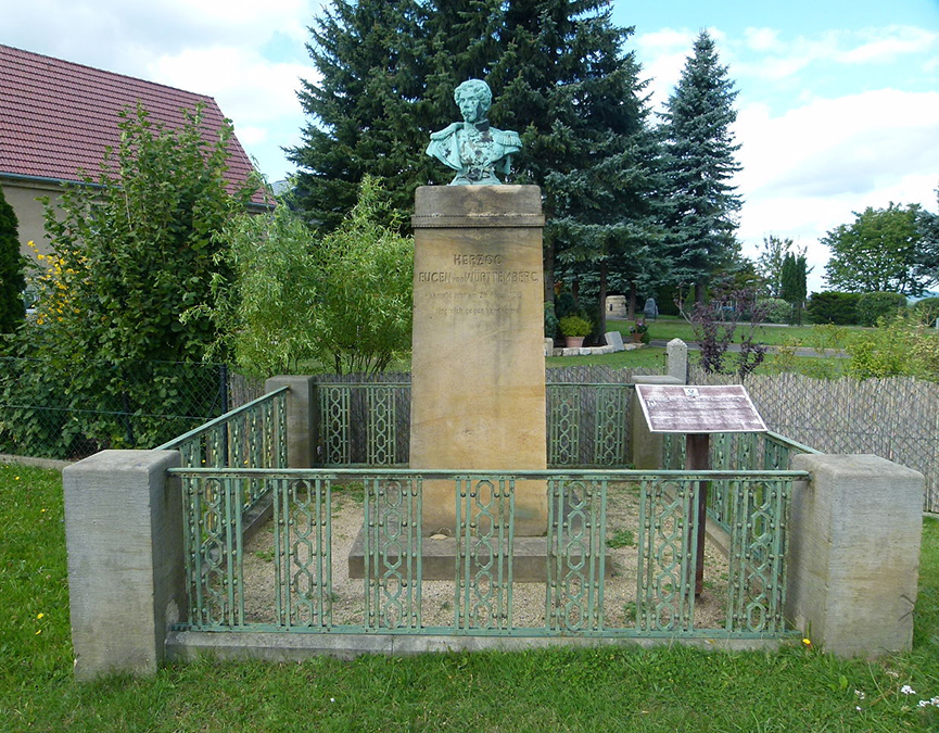  Denkmal zur Erinnerung an das Gefecht bei Krietzschwitz am 26. August 1813. [Quelle: Wikipedia CC0]