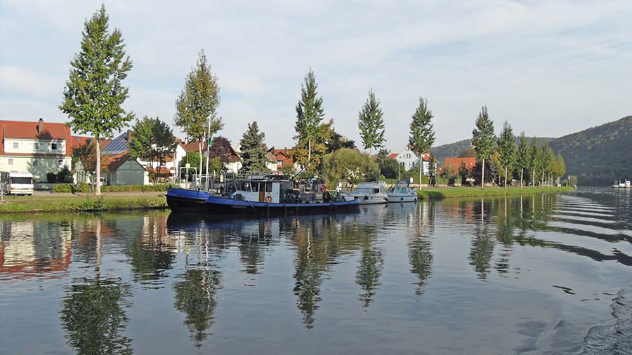 Schiffe am Neckar bei Haßmersheim, Bild: Gemeinde Haßmersheim