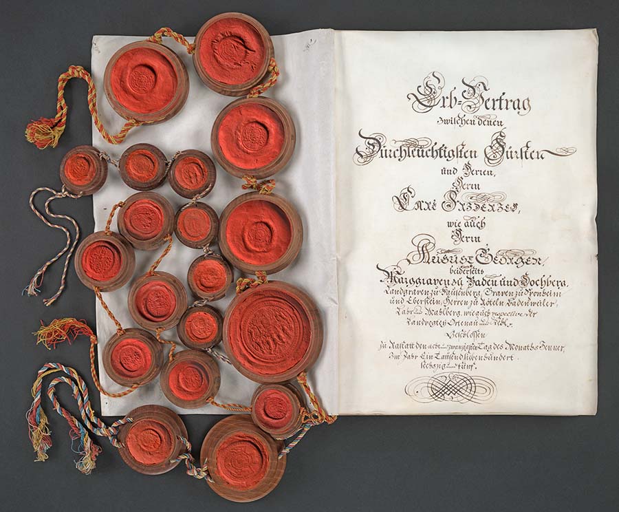 Titelblatt des Erbvertrags von 1765 in der baden-durlachischen Ausfertigung. Vorlage: Landesarchiv BW, GLAK 47 Nr. 499 a. Zum Vergrößern bitte klicken.