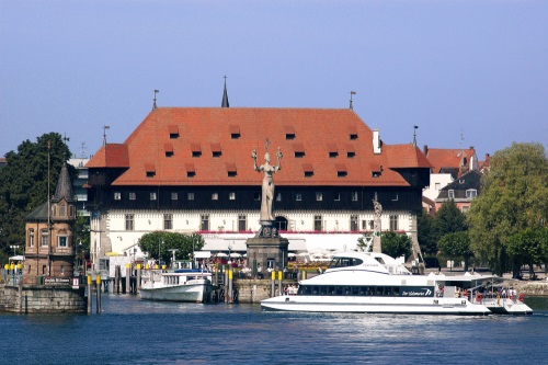 Bild: Konzilgebäude in Konstanz