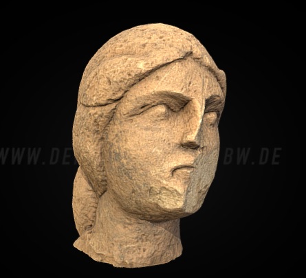 Kopf einer Frauenstatue