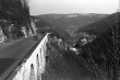 Drackenstein: Autobahn und Blick auf den Ort, Bild 1