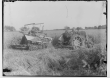 Bauer mit Traktor und Mähbinder (Lanz) auf dem Kornfeld