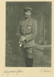 Freiherr Theodor von Watter, General, Kommandeur XIII Armeekorps im I. Weltkrieg, stehend, in Uniform, Mütze mit Orden, Brustbild in Halbprofil