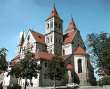 Spätromanische ehemalige Klosterkirche St. Vitus, 1980.