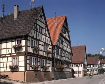 Ochsenbach: Fachwerkhäuser an der Hauptstraße 1993