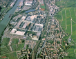 Esslingen-Mettingen: Luftbild vom Industriegebiet am Neckar 1980