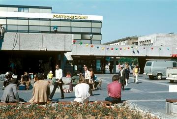 Stuttgart-Mitte: Kleiner Schlossplatz um 1970