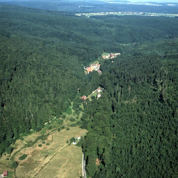Straubenhardt-Langenalb: Holzbachtal Luftbild 1987