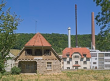 Weißbach: ehem. Bahnhofsgebäude, Wohnhaus und Industrie 2005