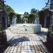 Schwetzingen: Schlossgarten, Becken mit Vogelskulpturen von Süden, 1984