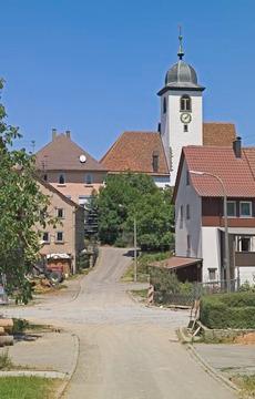Mulfingen-Hollenbach: Ortskern mit Stephanuskirche 2005