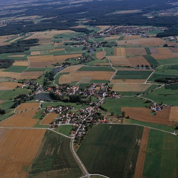 Fichtenau-Lautenbach aus der Luft, 2004