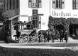 Enzklösterle: Hotel Waldhorn - Post, mit Postkutsche des Königreichs Württemberg 1900