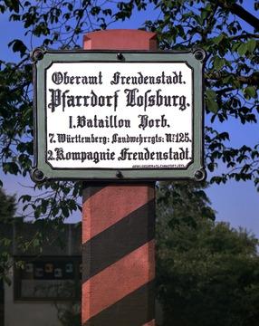 Historische Ortstafel von Loßburg 2001