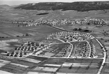 Spaichingen mit Neubausiedlung, Luftbild 1960