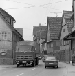 Enge Ortsdurchfahrt in Neuhausen/ Erms 1970