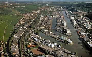 Stuttgart-Wangen: Luftbild mit Hafen 1993