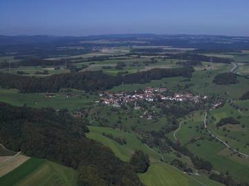 Ländliche Gemeinde bei Waldshut, Luftbild, 2006