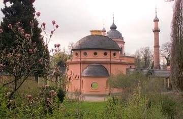 Schwetzigen: Moschee im Schlossgarten, 2004