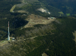 Hornisgrinde: Funkturm auf Berg von Wald umgeben, Luftbild 2007