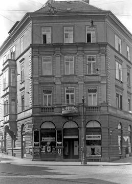 Stuttgart: Gebäude Ecke Hohenheimer- Alexanderstraße 1939