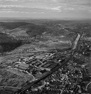Esslingen- Mettingen: Daimler-Benz- Werk, Luftbild 1953
