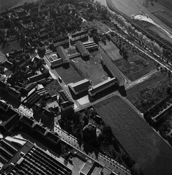 Bietigheim-Bissingen: Schule im Aurain, Luftbild 1953